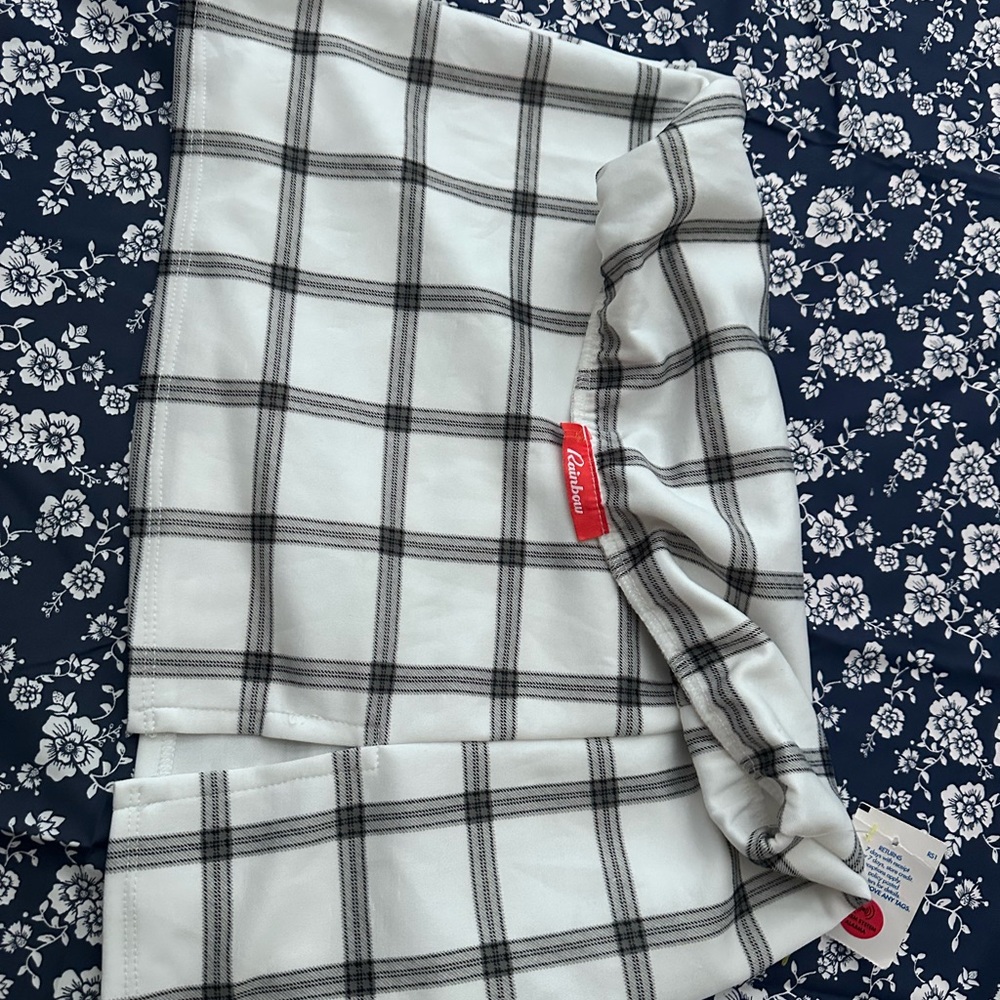 Pendleton Classic Black and White Checkered Scarf